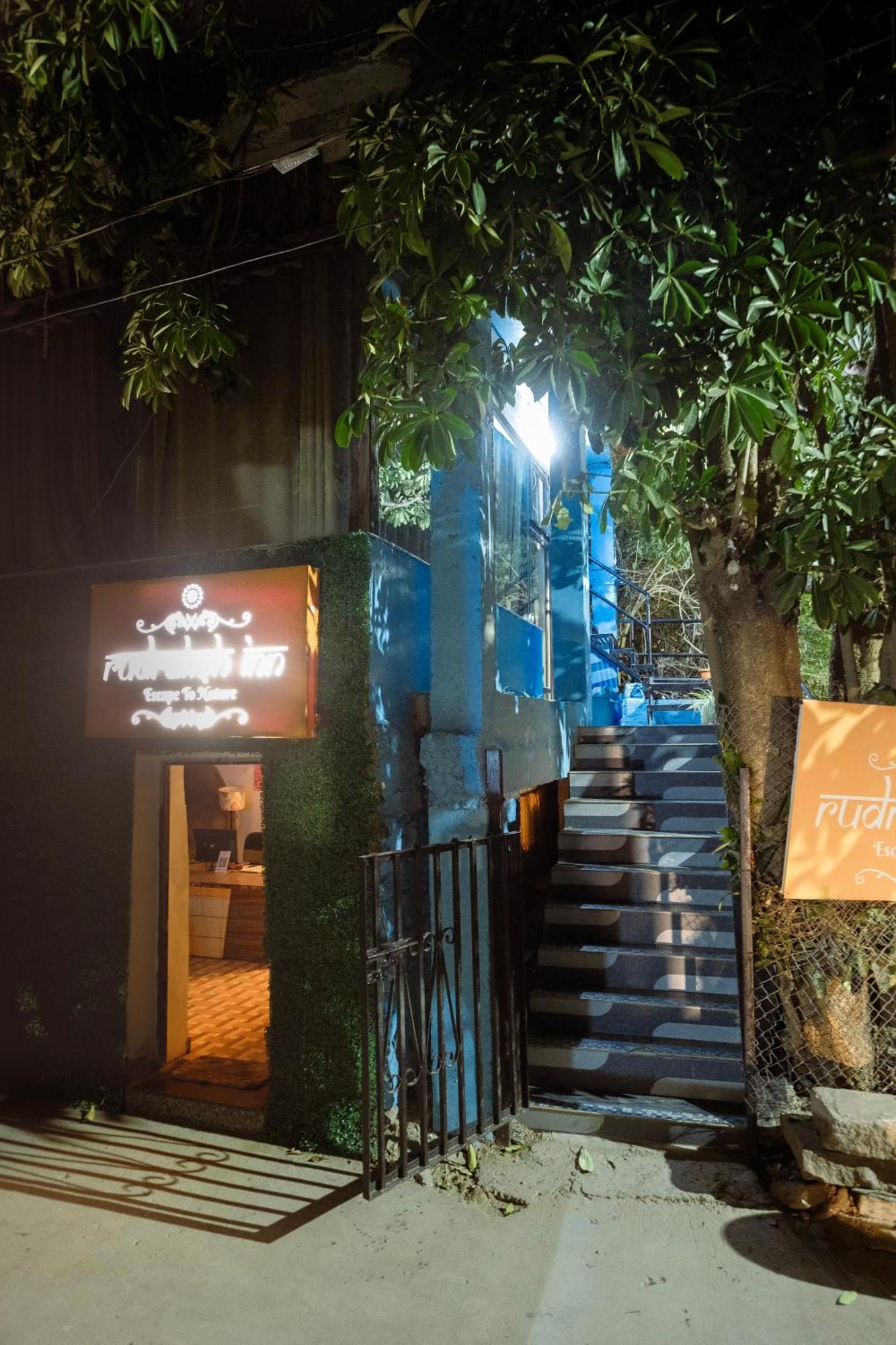 Rudraksha Inn Mount Abu Exterior foto