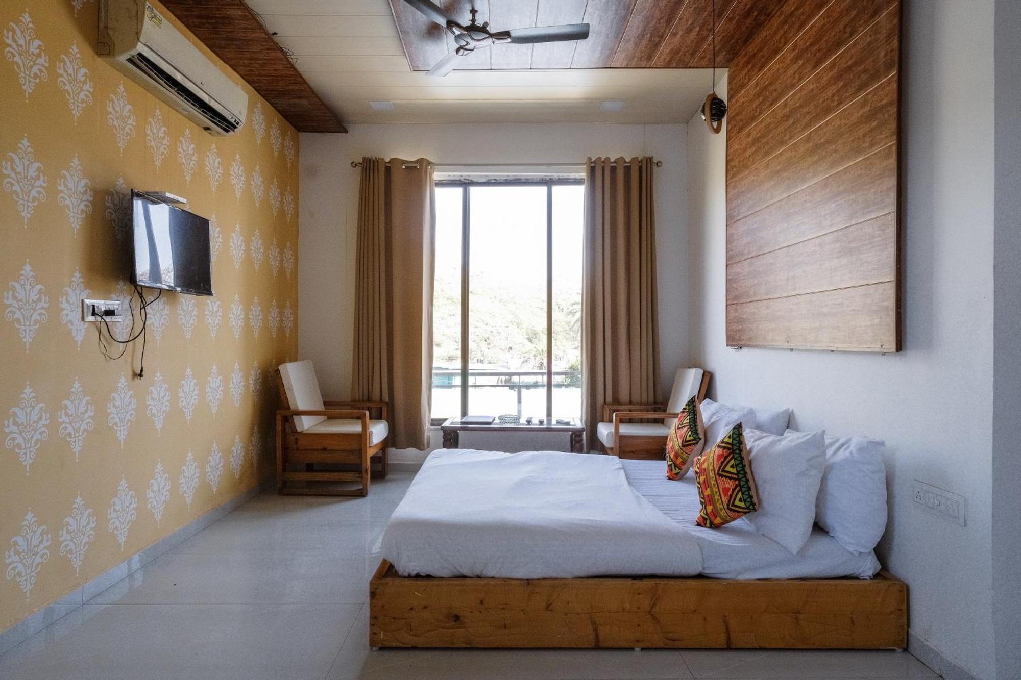 Rudraksha Inn Mount Abu Exterior foto