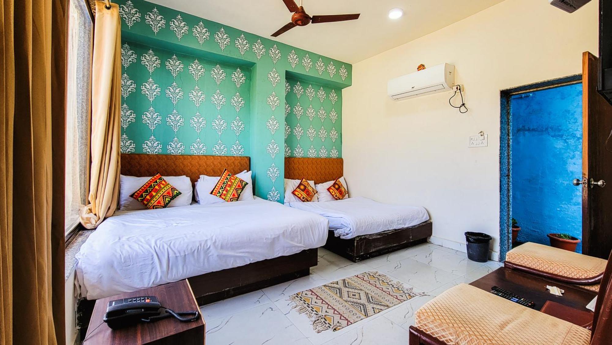 Rudraksha Inn Mount Abu Exterior foto