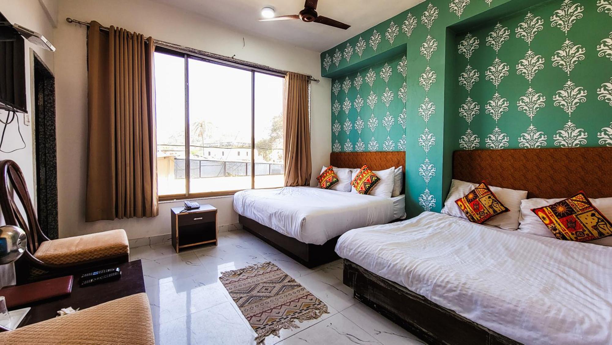 Rudraksha Inn Mount Abu Exterior foto