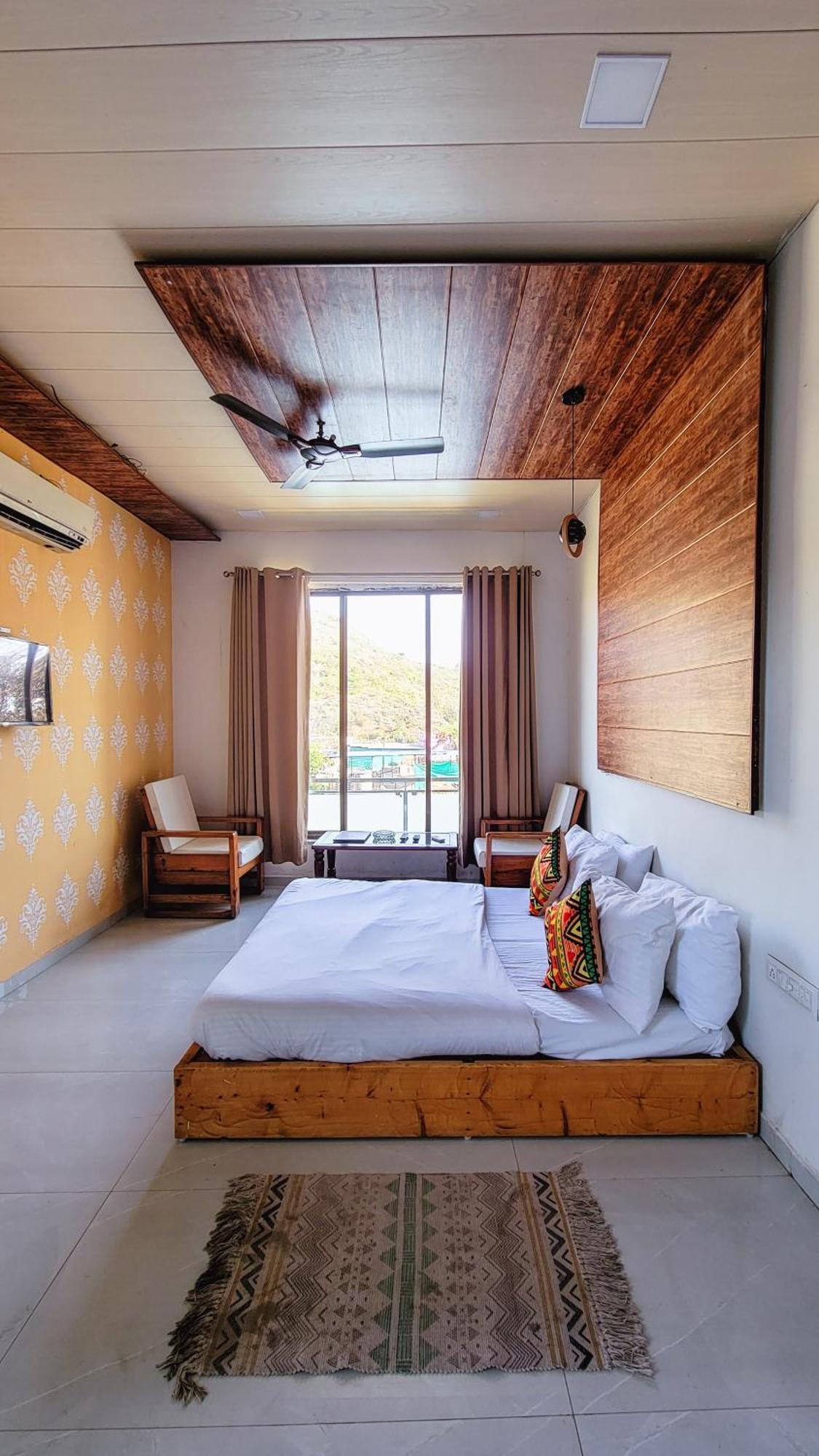 Rudraksha Inn Mount Abu Exterior foto